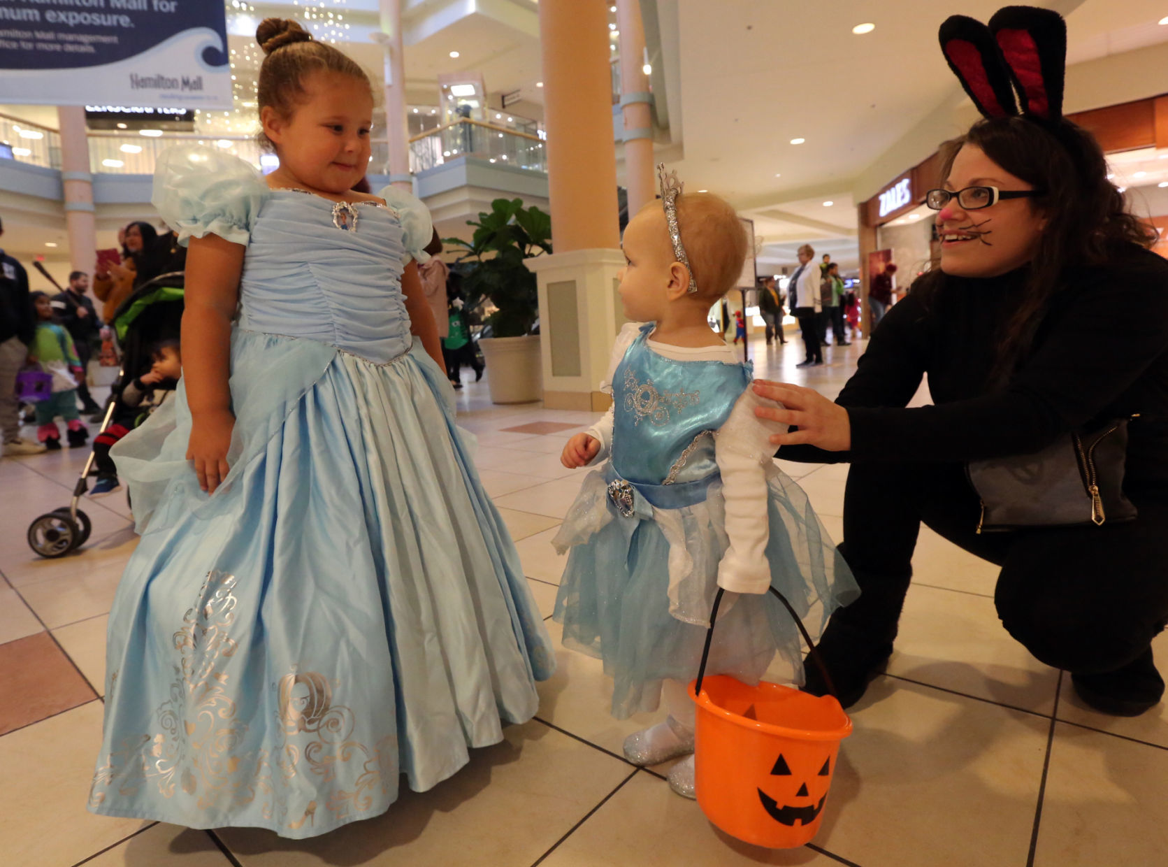 Hamilton Mall Halloween